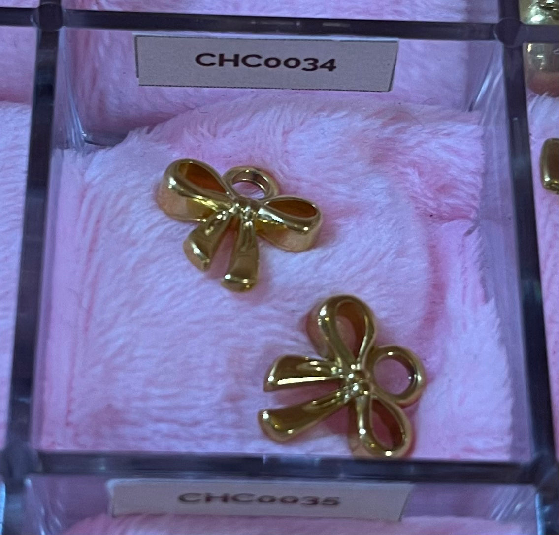 Small Ribbon Charm
